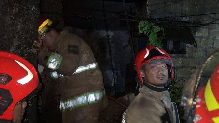 Kebakaran Toko Servis Elektronik di Bogor Picu Ledakan, Api Diduga Berasal dari Basement