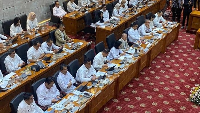 Menteri P2MI Ungkap Strategi Lindungi 20 Ribu TKI di Tengah Ketegangan Timur Tengah